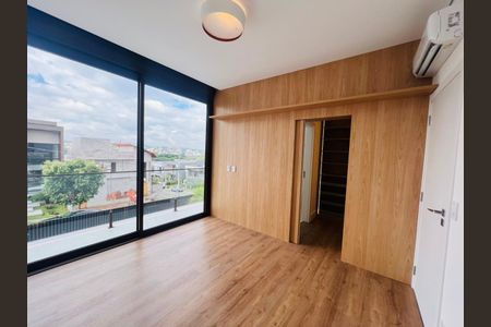 Casa de condomínio à venda com 297m², 4 quartos e 4 vagas Casa de condomínio à venda com 297m², 4 quartos e 4 vagasFoto 40