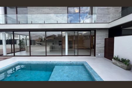 Casa de condomínio à venda com 297m², 4 quartos e 4 vagas Casa de condomínio à venda com 297m², 4 quartos e 4 vagasFoto 15