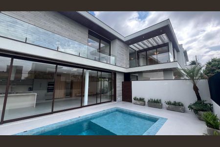 Casa de condomínio à venda com 297m², 4 quartos e 4 vagas Casa de condomínio à venda com 297m², 4 quartos e 4 vagasFoto 13