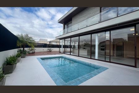 Casa de condomínio à venda com 297m², 4 quartos e 4 vagas Casa de condomínio à venda com 297m², 4 quartos e 4 vagasFoto 16