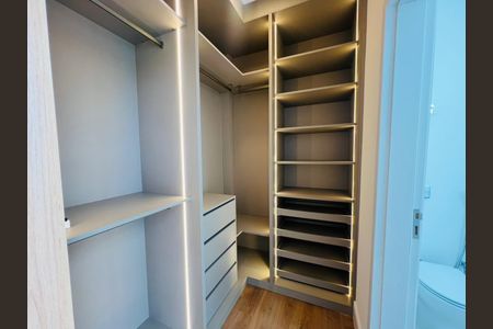 Casa de condomínio à venda com 297m², 4 quartos e 4 vagas Casa de condomínio à venda com 297m², 4 quartos e 4 vagasFoto 33