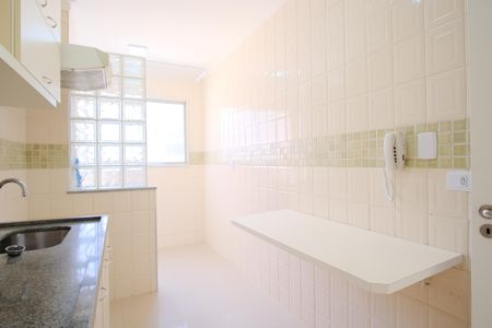 Apartamento para alugar com 52m², 2 quartos e 1 vagaCozinha