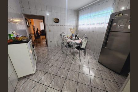 Casa à venda com 3 quartos, 100m² em Jardim Angelina, São Paulo