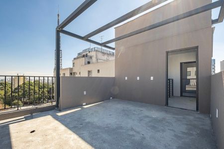 Apartamento à venda com 111m², 1 quarto e 2 vagasCobertura