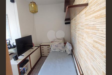 Casa à venda com 3 quartos, 125m² em Jardim Shangrilá (Zona Sul), São Paulo