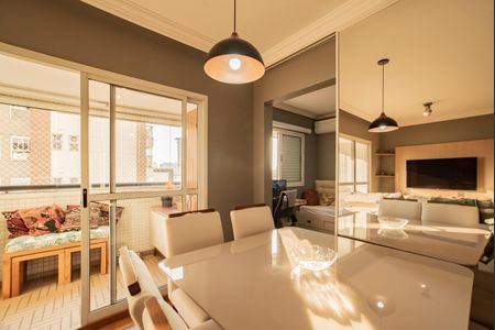 Apartamento à venda com 100m², 4 quartos e 2 vagasSala