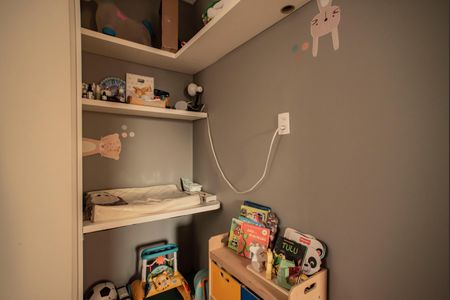 Apartamento à venda com 100m², 4 quartos e 2 vagasQuarto 3