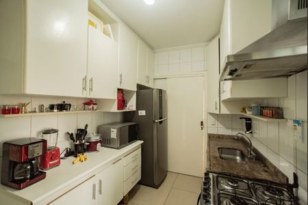 Apartamento à venda com 100m², 4 quartos e 2 vagasCozinha