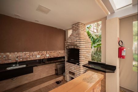 Apartamento à venda com 100m², 4 quartos e 2 vagasÁrea comum - Churrasqueira