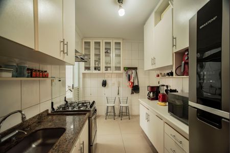 Apartamento à venda com 100m², 4 quartos e 2 vagasCozinha