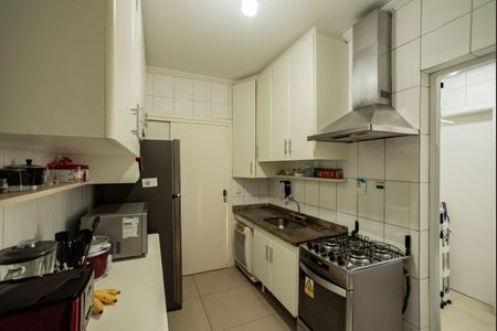 Apartamento à venda com 100m², 4 quartos e 2 vagasCozinha