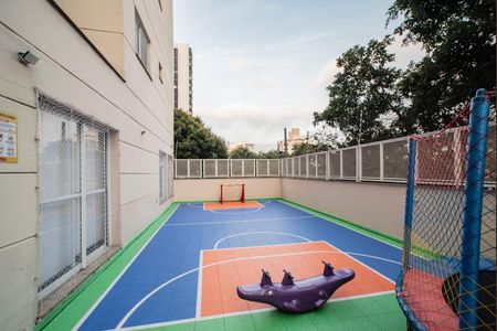 Apartamento à venda com 100m², 4 quartos e 2 vagasÁrea comum - Playground