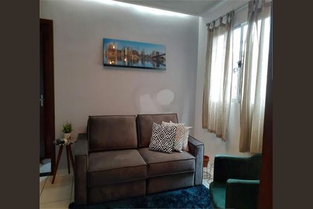 Casa à venda com 3 quartos, 200m² em Jardim Iporanga, São Paulo