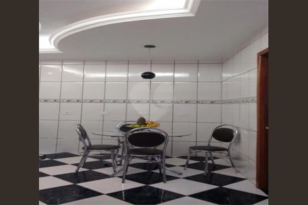 Casa à venda com 3 quartos, 200m² em Jardim Iporanga, São Paulo