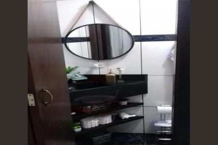 Casa à venda com 3 quartos, 200m² em Jardim Iporanga, São Paulo