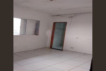 Casa à venda com 3 quartos, 200m² em Jardim Iporanga, São Paulo