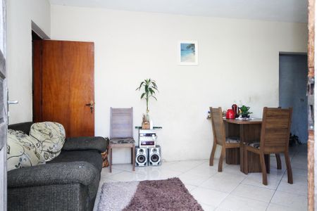 Entrada de casa para alugar com 2 quartos, 90m² em Vila Appia Antica, Cotia