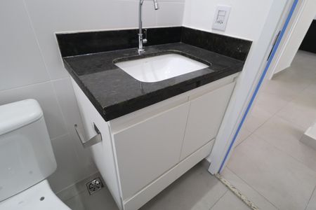 Apartamento para alugar com 81m², 3 quartos e 2 vagasBanheiro Social