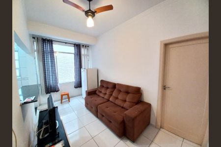 Sala de apartamento para alugar com 1 quarto, 35m² em Centro, São Vicente
