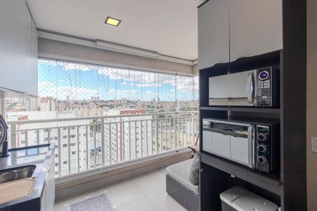 Apartamento à venda com 61m², 2 quartos e 1 vagaVaranda