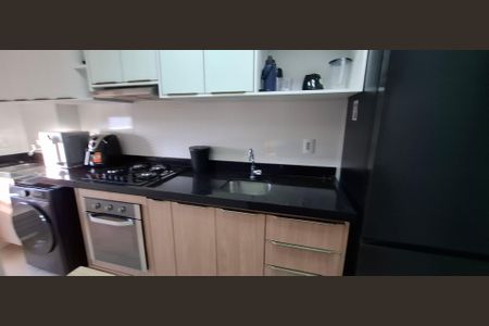 Apartamento para alugar com 73m², 2 quartos e 2 vagasCozinha