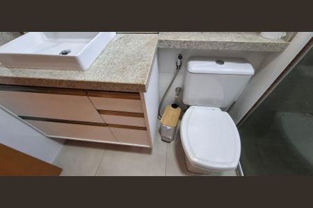 Apartamento para alugar com 73m², 2 quartos e 2 vagasBanheiro da Suíte