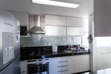 Apartamento para alugar com 89m², 3 quartos e 2 vagas Apartamento para alugar com 89m², 3 quartos e 2 vagasCozinha
