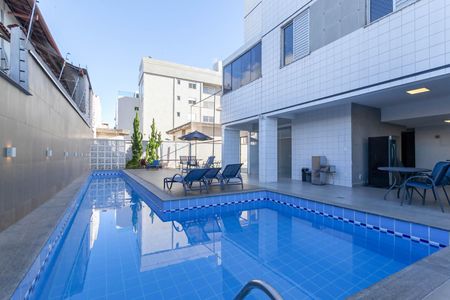 Apartamento para alugar com 89m², 3 quartos e 2 vagas Apartamento para alugar com 89m², 3 quartos e 2 vagasÁrea comum - Piscina