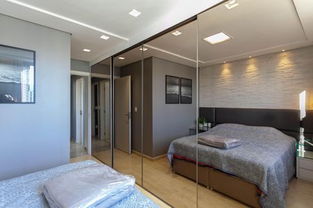 Apartamento para alugar com 89m², 3 quartos e 2 vagas Apartamento para alugar com 89m², 3 quartos e 2 vagasSuíte