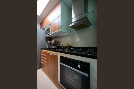 Apartamento à venda com 64m², 3 quartos e 2 vagasCozinha
