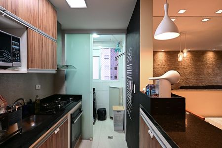 Apartamento à venda com 64m², 3 quartos e 2 vagasCozinha