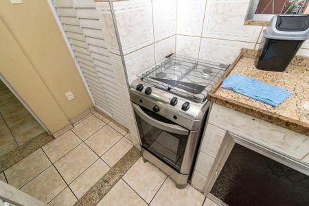 Casa para alugar com 45m², 2 quartos e 1 vagaCozinha - Fogão