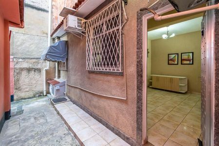 Casa para alugar com 45m², 2 quartos e 1 vagaVaranda