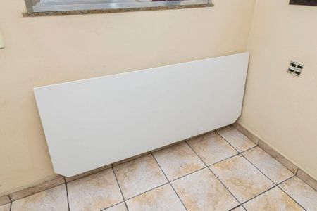 Casa para alugar com 45m², 2 quartos e 1 vagaSala - Mesa retrátil