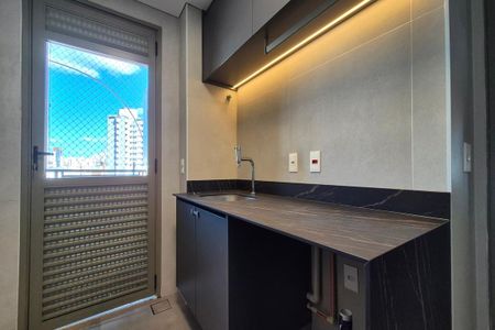 Apartamento à venda com 178m², 2 quartos e 3 vagas Apartamento à venda com 178m², 2 quartos e 3 vagasÁrea de Serviço