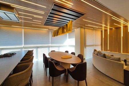 Apartamento à venda com 178m², 2 quartos e 3 vagas Apartamento à venda com 178m², 2 quartos e 3 vagasSala de Jantar