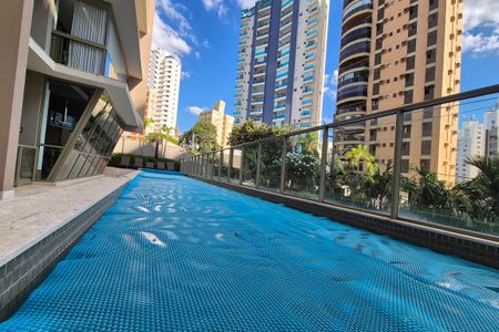 Apartamento à venda com 178m², 2 quartos e 3 vagas Apartamento à venda com 178m², 2 quartos e 3 vagasÁrea comum - Piscina