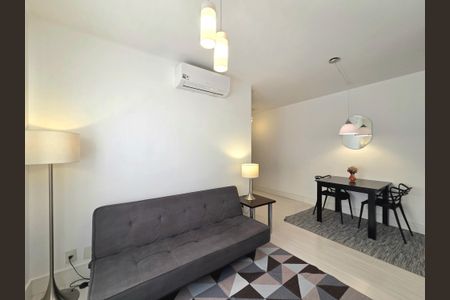 Sala de apartamento para alugar com 1 quarto, 43m² em Vila Nova Conceição, São Paulo