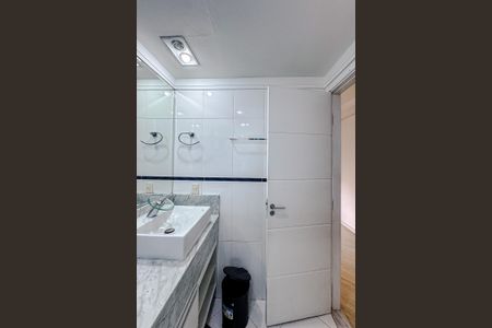 Apartamento para alugar com 121m², 3 quartos e 2 vagas Apartamento para alugar com 121m², 3 quartos e 2 vagasBanheiro da Suíte