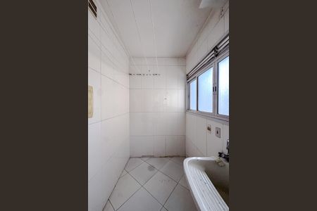 Apartamento para alugar com 121m², 3 quartos e 2 vagas Apartamento para alugar com 121m², 3 quartos e 2 vagasÁrea de Serviço