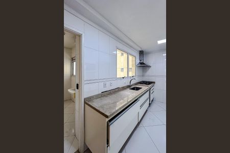 Apartamento para alugar com 121m², 3 quartos e 2 vagas Apartamento para alugar com 121m², 3 quartos e 2 vagasCozinha