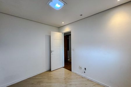 Apartamento para alugar com 121m², 3 quartos e 2 vagas Apartamento para alugar com 121m², 3 quartos e 2 vagasQuarto 3