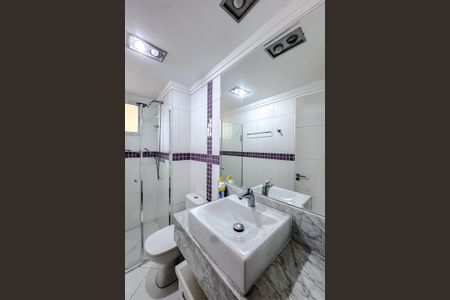 Apartamento para alugar com 121m², 3 quartos e 2 vagas Apartamento para alugar com 121m², 3 quartos e 2 vagasBanheiro