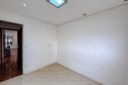 Apartamento para alugar com 121m², 3 quartos e 2 vagas Apartamento para alugar com 121m², 3 quartos e 2 vagasQuarto 2
