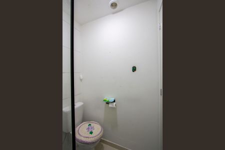 Banheiro de apartamento à venda com 2 quartos, 35m² em Santa Maria, Santo André