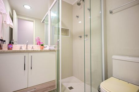 Apartamento para alugar com 72m², 2 quartos e 2 vagasBanheiro