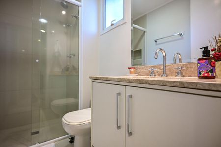 Apartamento para alugar com 72m², 2 quartos e 2 vagasBanheiro Suíte 