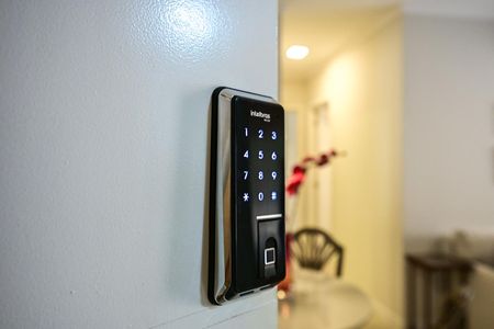 Apartamento para alugar com 72m², 2 quartos e 2 vagasFechadura Eletrônica