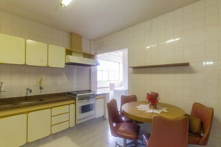 Apartamento à venda com 94m², 3 quartos e 1 vaga Apartamento à venda com 94m², 3 quartos e 1 vagaCozinha
