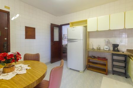 Apartamento à venda com 94m², 3 quartos e 1 vaga Apartamento à venda com 94m², 3 quartos e 1 vagaCozinha